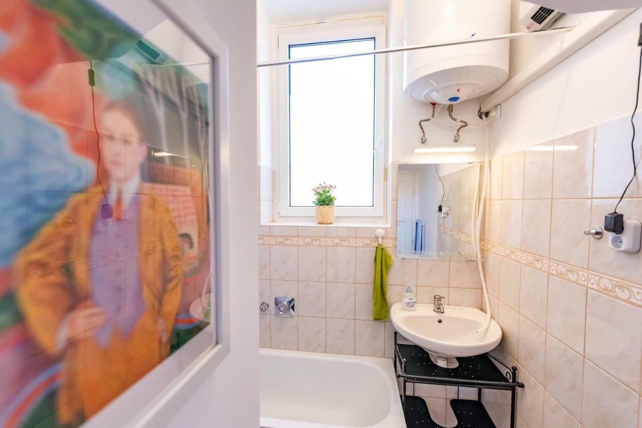 K5 - The Happy In The Nightlife Zone Apartmán Budapešť