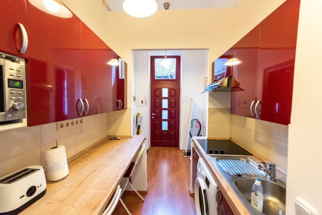 K5 - The Happy In The Nightlife Zone Apartmán Budapešť